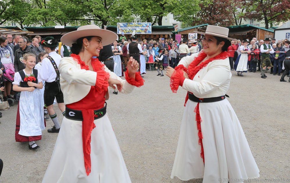 Chilenische Folkloregruppe Pülche, Auer Dult am Mariahilfplatz in München 2019