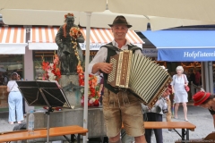 Georg Klaffenbacher,  Brunnenfest  am Viktualienmarkt in München 2019