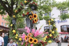Karl-Valentin- Brunnen, Brunnenfest am Viktualienmarkt in München 2022