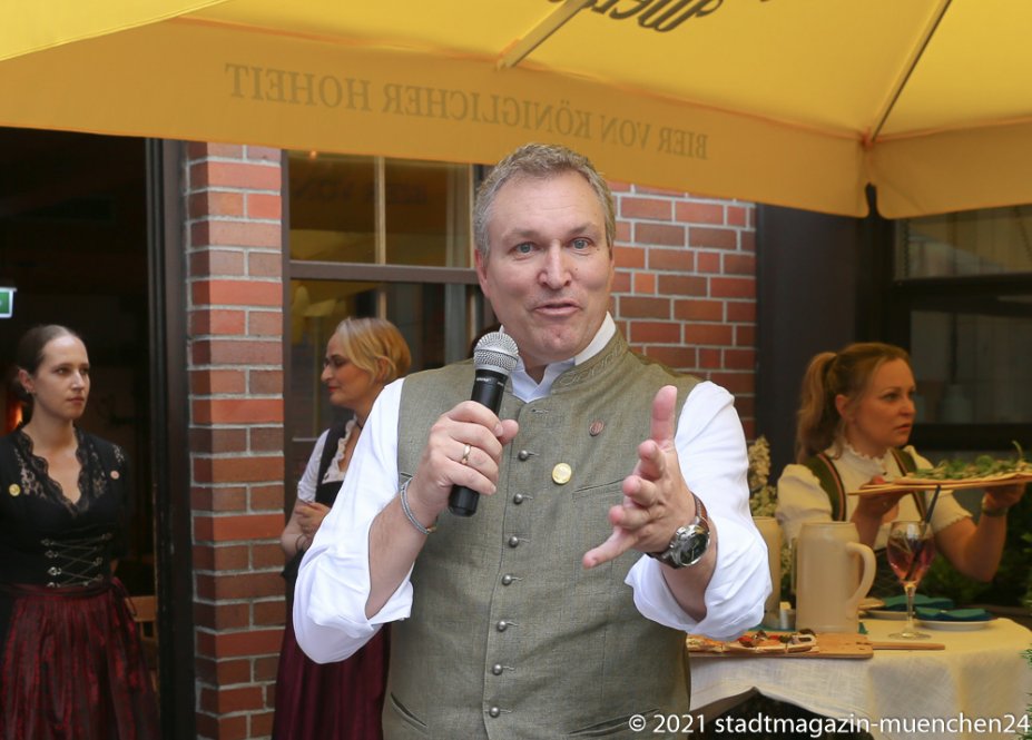 Dr. Marc Eisenbarth, Café Guglhupf 2.0, Bayerisches Traditionscafé im Herzen von München 2021