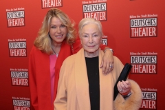 Borsody mit Mutter Alwy Becker,  Carmen La Cubana im Deutschen Theater in München  2018