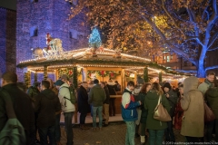 Muenchen, der Gluehweinstand des Christkindlmarktes am Sendlinger Tor Platz