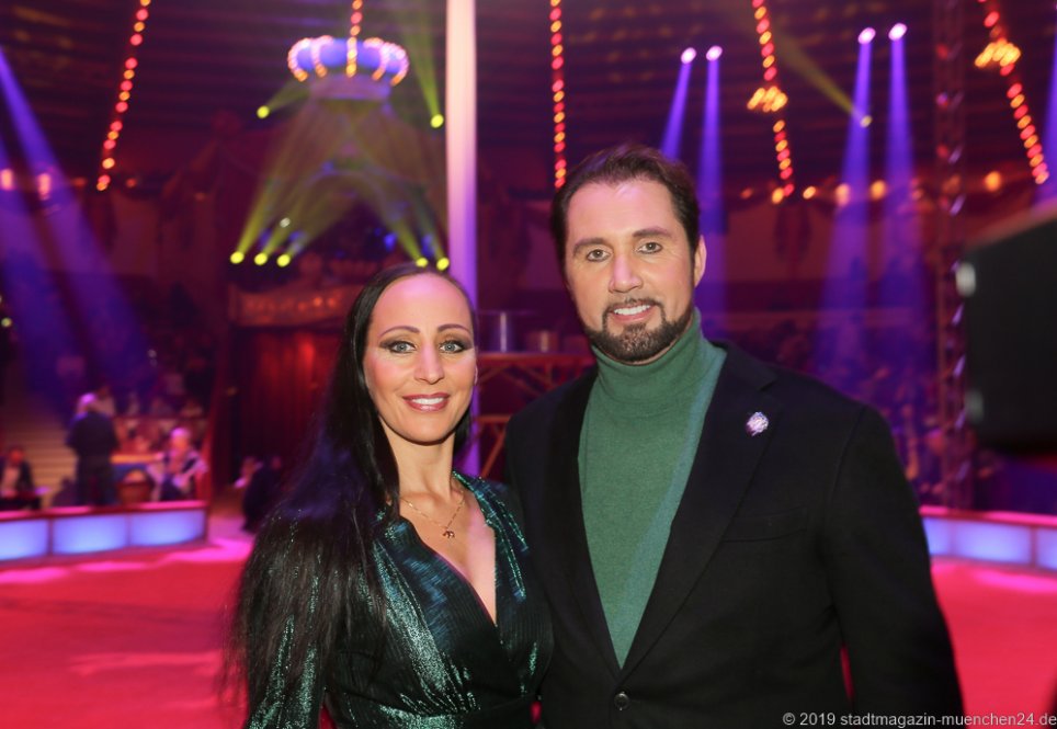 Jana Lacey-Krone und Martin Lacey Jr., Premiere 1. Winterprogramm Circus Krone in München  2019