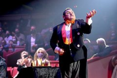 Mr. Lorenzo, Das neue Winterprogramm "New Memories" im Circus Krone in München 2022
