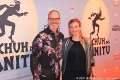 Thomas Borchert und Navina Heyne, Premiere des Musicals Der Schuh des Manitu im Deutschen Theater in München 2021
