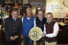 Lorenz Stiftl, Dieter Reiter, Stefan Stiftl , Gregor Lemke (von li. nach re.), Einweihung zum Stiftl im Tal in München 2018
