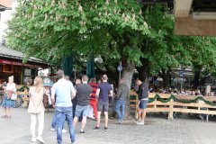 Viktualienmarkt,  Eröffnung der Biergartensaison in München 2020