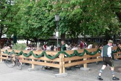 Viktualienmarkt, Eröffnung der Biergartensaison in München 2020