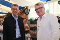 Markus Blume und Dr. Karl Ibscher (re.), Nach zwei Jahren Pandemiepause. Eröffnung der Truderinger Festwoche 2022