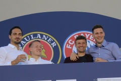 Mats Hummels, Ron-Thorben Hoffmann,  Thomas Müller, Niklas Süle (von li. nach re.), FC Bayern Fanfest am Nockherberg in München 2019