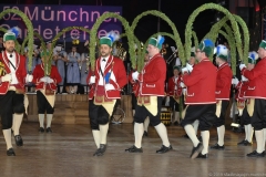 Schäfflertanz am 52. Gardetreffen am Nockherberg in München 2019
