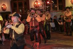 Fanfarenzug  Münchener Musketiere beim Gardetreffen im Augustiner Keller in München 2023
