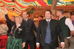 Angelika Inselkammer, Albert Füracker , Dr. Thomas Geppert (von li. nach re.), Gastrofrühling im Hippodrom am Frühlingsfest auf der Theresienwiese in München 2019