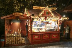 Haidhauser Weihnachtsmarkt am Weißenburger Platz in München 2022