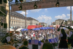 Handwerkerdorf beim Stadtgründungsfest am Odeonsplatz in München 2018