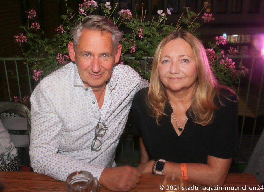 Josef und Claudia Able, Herbstfest im Café Guglhupf in München  2021