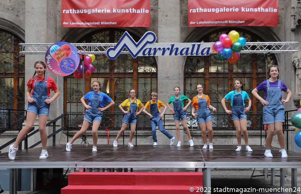 Jugendgarde, Inthronisation Narrhalla Jugend-Prinzenpaar im Prunkhof des Rathauses in München 2022