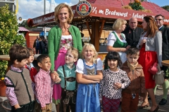 Karin Seehofer - Wiesn-Rundgang mit Kindern 2015