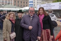 Margarethe Stadlbauer, Ulrike Grimm, Clemens Baumgärtner, Kristina Frank (von li. nach re.), 60 Jahre Maibaum am Viktualienmarkt in München 2022