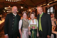 Lothar Ebbertz, Mona  Sommer, Irmgard und Dr. Michael Möller (von li. nach re.)