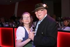 Barbara und Manfred Newrzella, Oider Wiesn Bürgerball im Deutschen Theater in München 2023