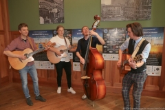 Zweitgeist, John Dunne und Mark Keane  von re. nach li.), Prerssekonferenz Munich Unplugged im Donisl in München 2019