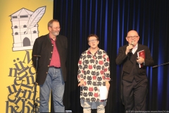 Wolfgang Oppler, Melanie Arzenheimer, Jürgen Kirner (von li. nach re.), Verleihung der Poetentaler im Wirtshaus im Schlachthof 2019