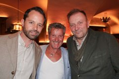 -Otto Lindinger, Willy Faber, Thomas Schmid (von li. nach re.), Eröffnung Roy im Alten Hackerhaus in München 2022