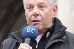 Dieter Reiter, Schäfflertanz am Marienplatz in München 2022