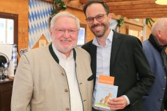 Anselm und Markus Bilgri (re.), Charity Ukraine bei der Truderinger Festwoche 2022