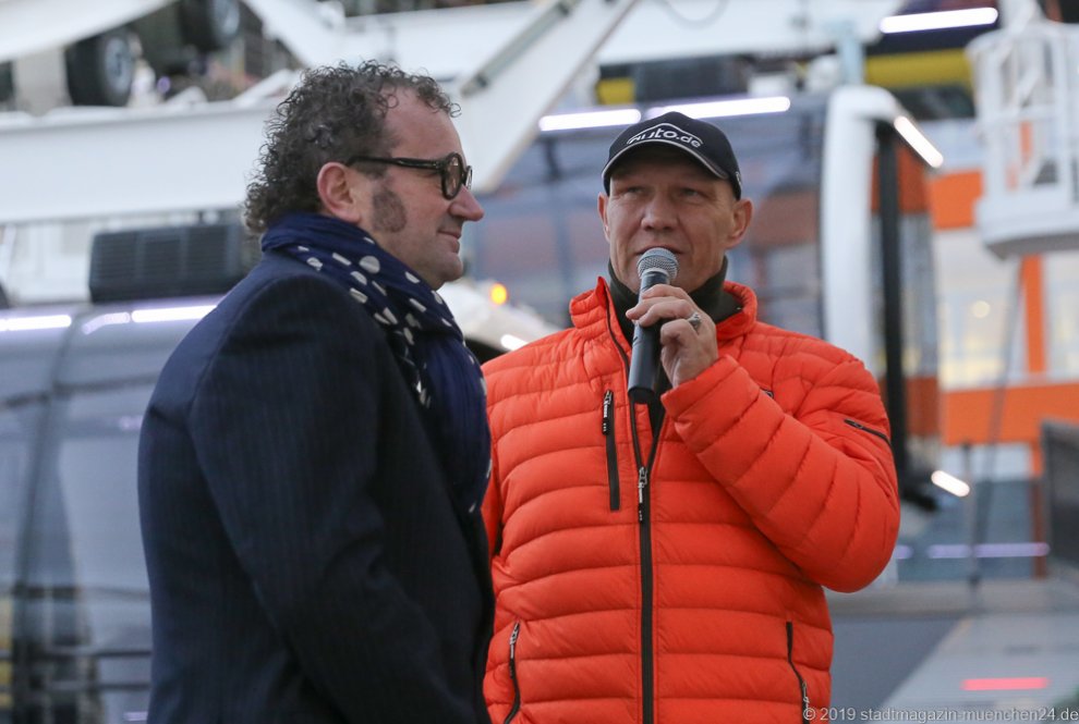 Axel Schulz (re.), Weltrekordversuch: Franz Müllner will das Riesenrad aus eigener Kraft bewegen 2019