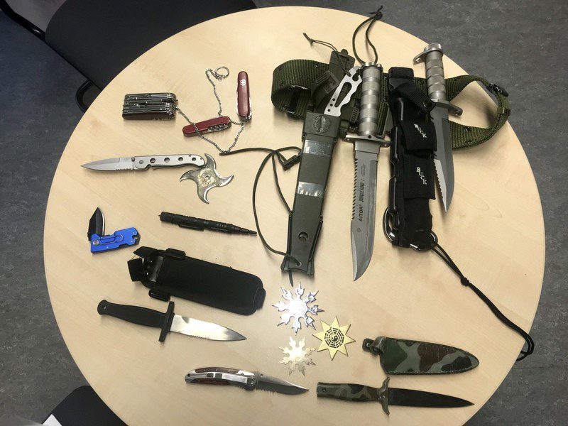 Waffenarsenal bei einem Reichsbürger in München gefunden Quelle Foto Polizei München 