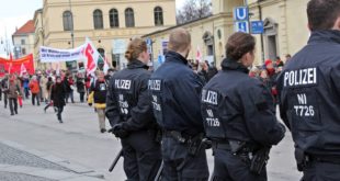 Demo gegen die Münchner Sicherheitskonferenz