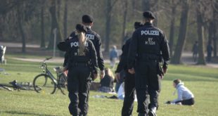 Coronakrise Polizeikontrolle Englischer Garten München