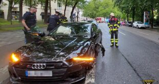 Bekiffter 21-Jähriger crasht mit Audi S7 mehrere Autos