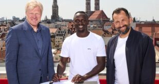 Sadio Mané unterschreibt den Vertrag beim FC Bayern München